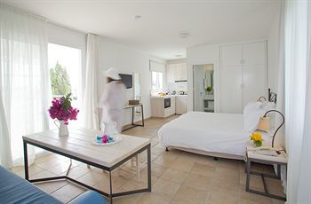 Apartamento Aliathon Holiday Village