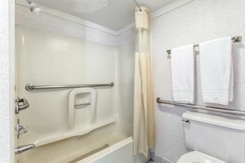 Hotel Days Inn Cornelia