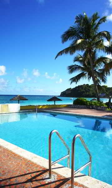Hotel Pineapple Beach Club