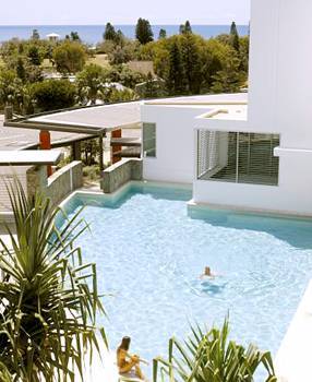 Hotel Element On Coolum Beach