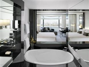 Hotel Crown Metropol
