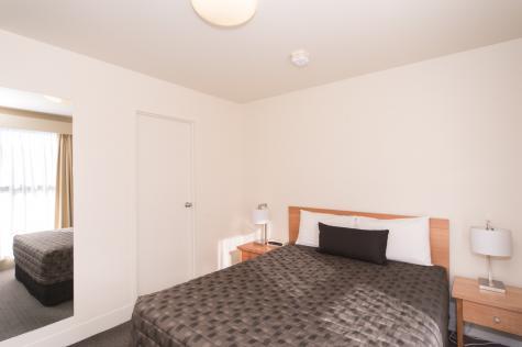 The Old Woolstore Apartment Hotel