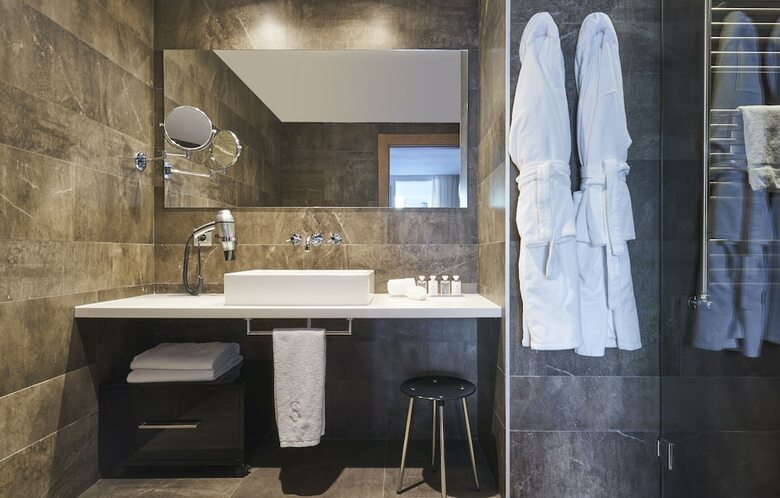 Hotel Pure Salt Garonda