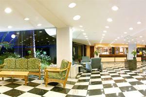 Hotel Pure Salt Garonda