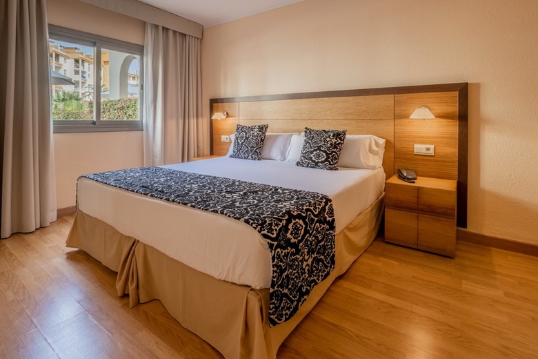 Hotel Zafiro Tropic