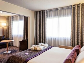 Hotel Mercure Lyon Charbonnieres