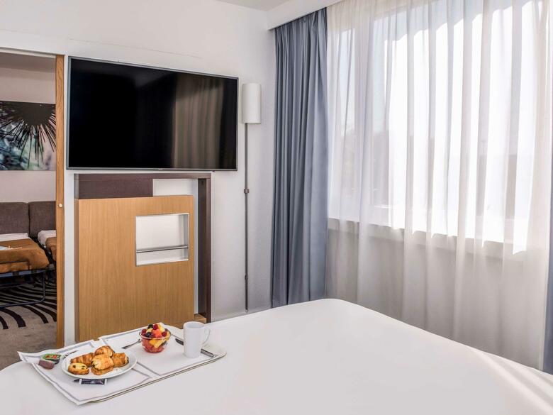 Hotel Novotel Creteil Le Lac