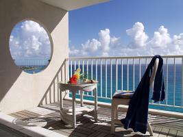 Hotel Sapphire Beach Club Resort