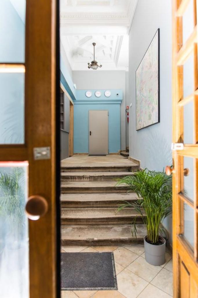 Hostal 2b Hostel & Rooms