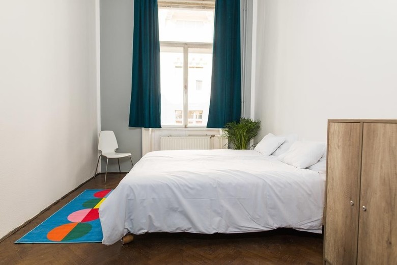 Hostal 2b Hostel & Rooms