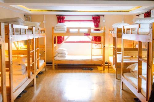 Hostal Leo Hostel