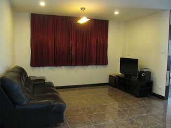 Aparthotel Rouge Service Apartments