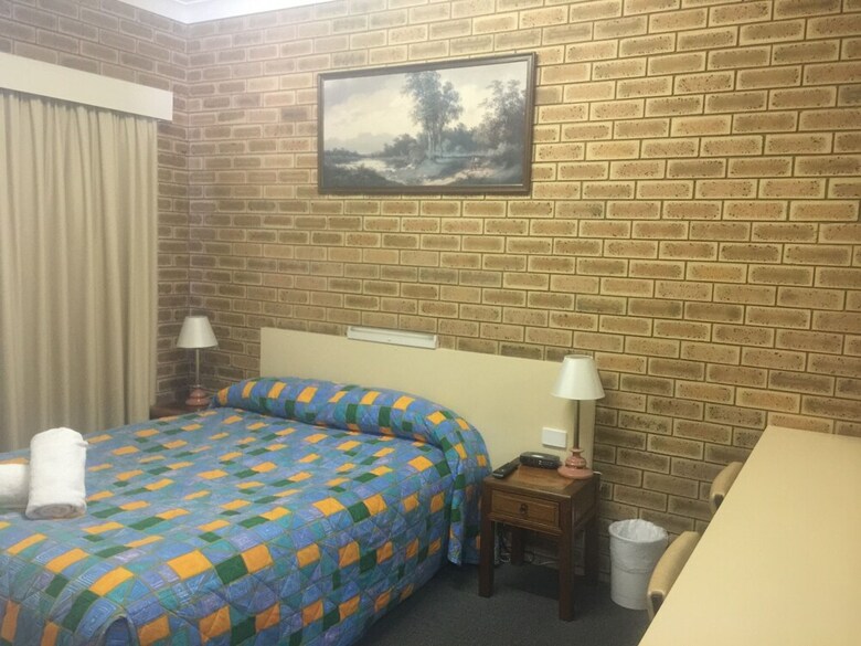 Blue Violet Motor Inn
