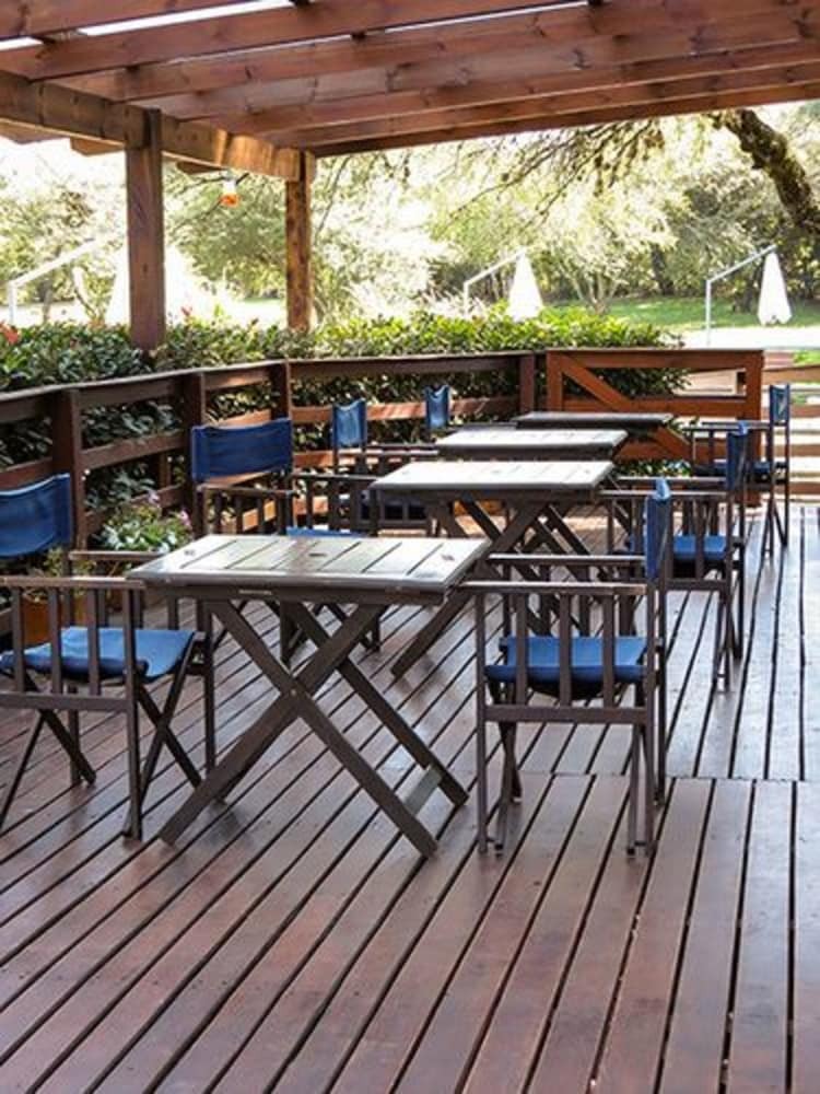 Hotel Howard Johnson Inn Villa General Belgrano