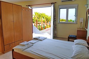 Hotel Mammis Beach