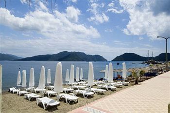Bliss Beach Hotel