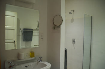 Hostal Ren I Tang