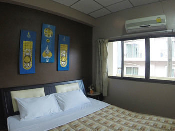 Hostal Drunken Duck Guesthouse