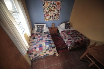 Yellow House - Hostel