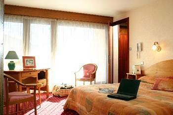 Hotel Chris-tal