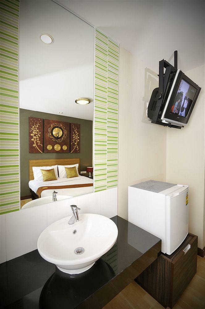 Hotel Sleep With Inn