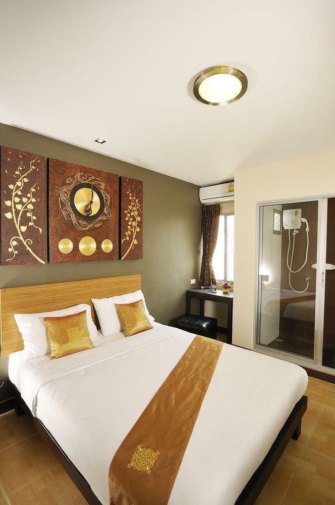Hotel Sleep With Inn