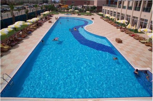 Hotel Titan Select