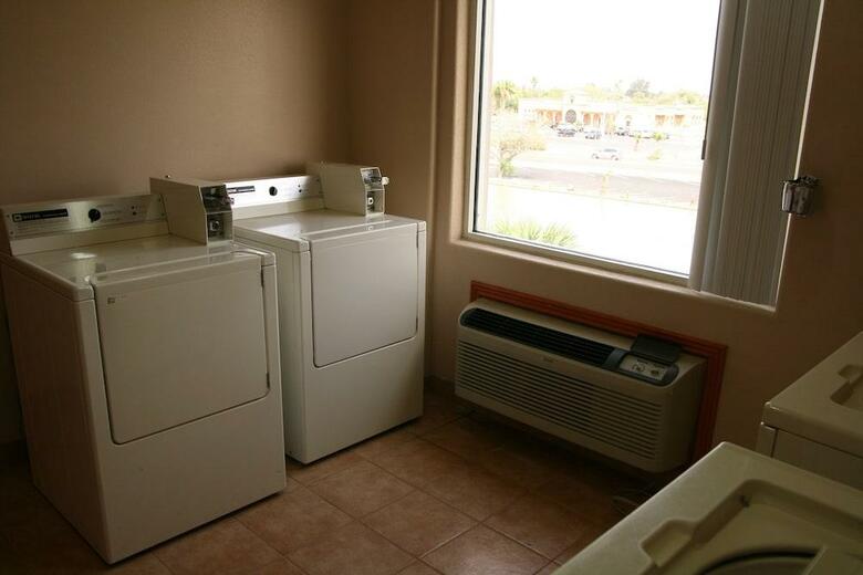 Holiday Inn Express Hotel & Suites Brownsville