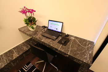 Hotel Amare