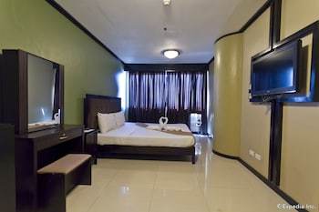 Richmond Plaza Hotel