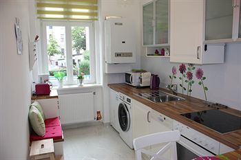 Govienna Park Apartment