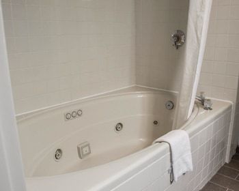 Hotel Sleep Inn Historic