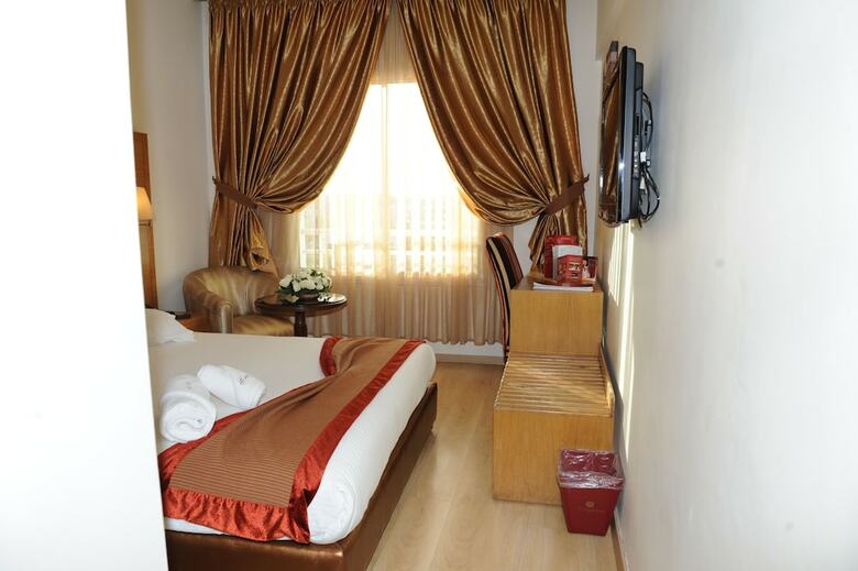 Le Zenith Hotel