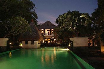 Hotel The Sandi Phala