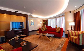 The Diplomat Radisson Blu Hotel, Residence & Spa