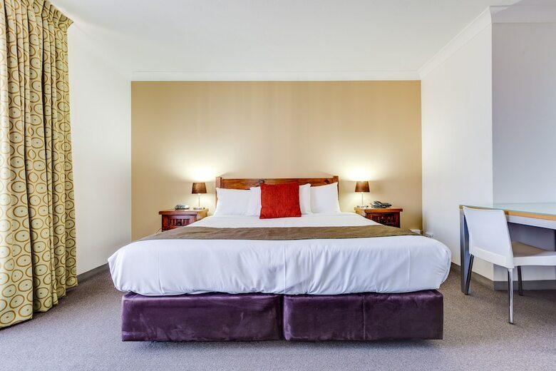 Hotel Central Hillcrest Apartments