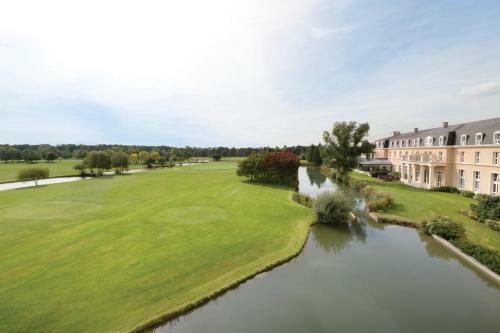 Hotel Dolca Chantilly