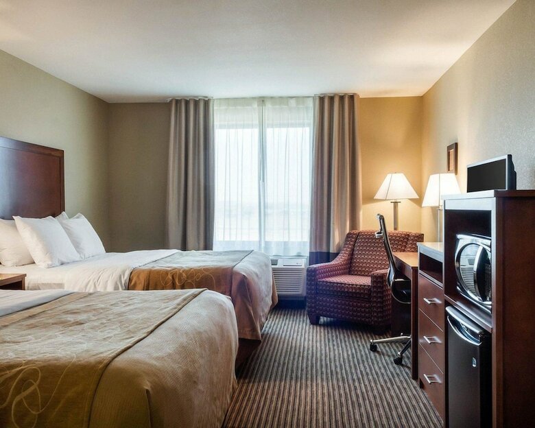Hotel Comfort Inn & Suites