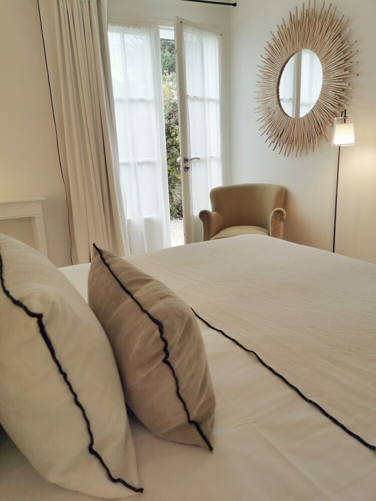 Hotel Le Clos Saint-martin H�tel & Spa