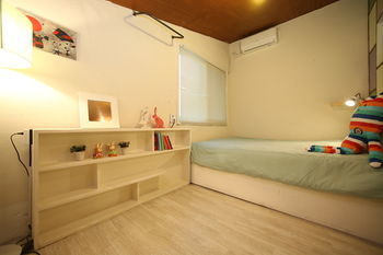 Sis N Bro Hostel