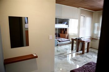 Sis N Bro Hostel