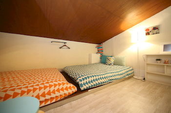 Sis N Bro Hostel