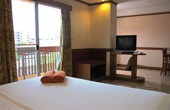 Aparthotel Navin Mansion 3