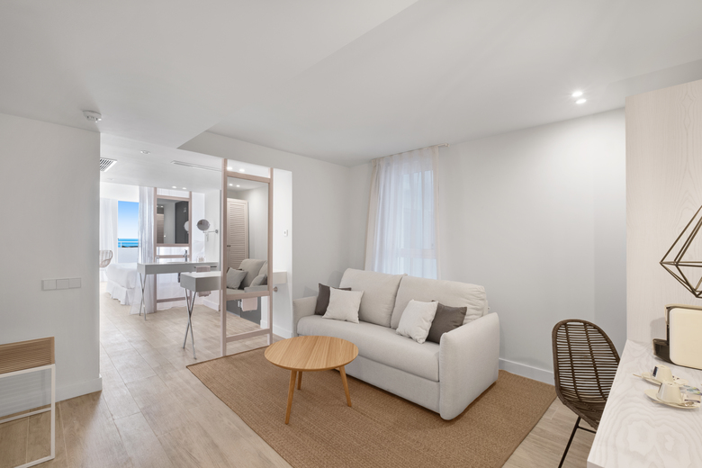 Apartamentos Paradise Beach