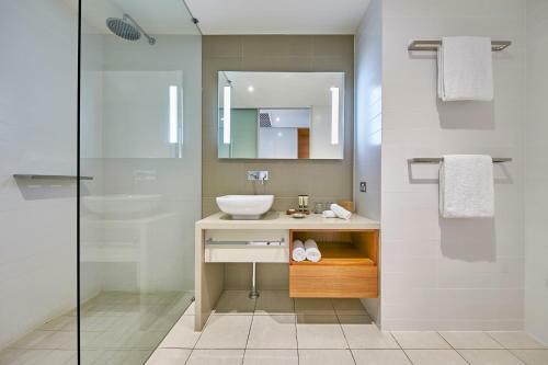 Hotel The Sebel Mandurah