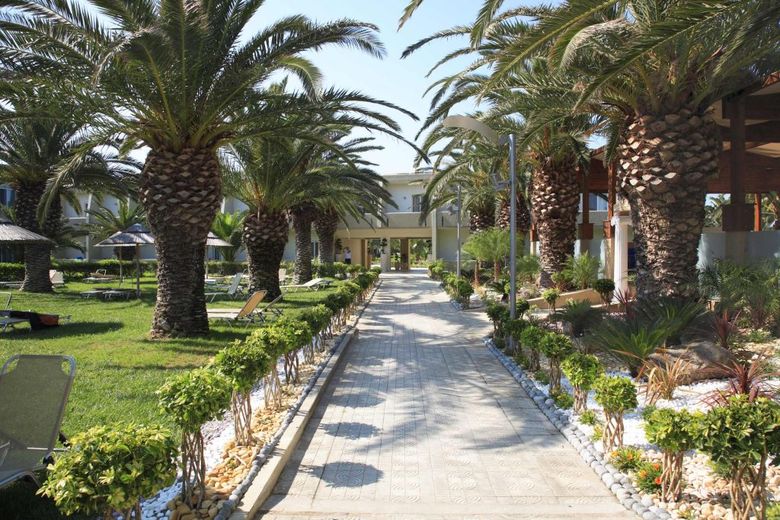 Sandy Beach Hotel