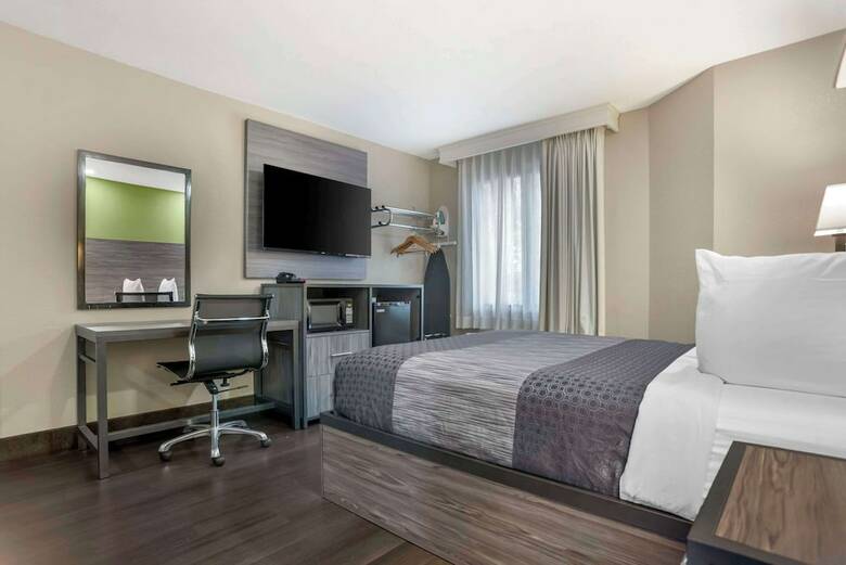 Hotel Rodeway Inn