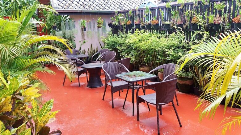 Saynamkhan Ban Vatnong Hotel