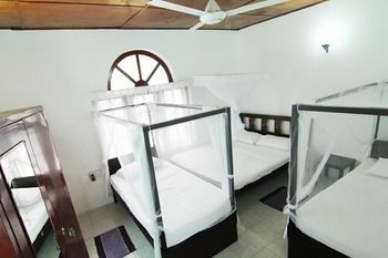 Hotel 2in1 Kandy Hostel Homestay