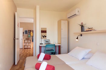 Hotel Stay - Hostel, Apartments, Lounge